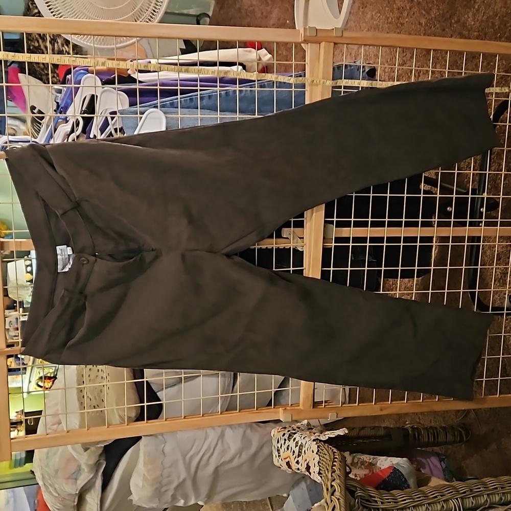 Preloved from Wendy's closet women's Coldwater Creek size P14 Hunter Green color